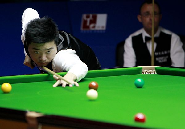 防守顶尖锋 防守顶尖锋